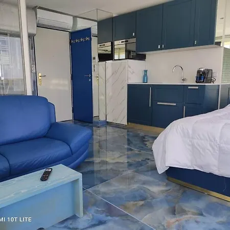 Studio46, Heliopolis O Au Village Naturiste Apartment Agde